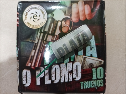 Foto de 10 PLATA O PLOMO